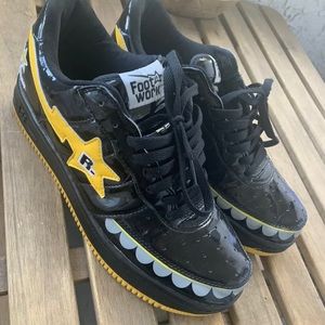Bathing Ape Chompers size 9.5
